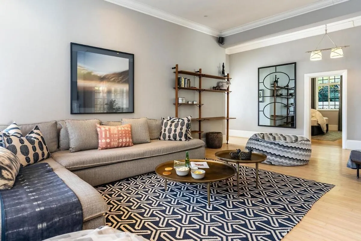 Villa Solara - Fresnaye Heritage Villa With Pool, Jacuzzi And Views Cape Town 0*,  South Africa