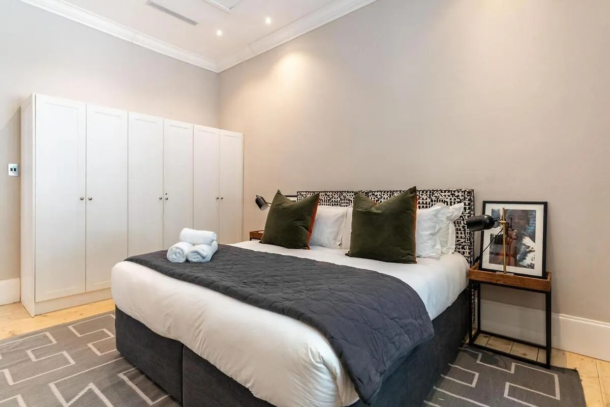 Villa Solara - Fresnaye Heritage Villa With Pool, Jacuzzi And Views Cape Town