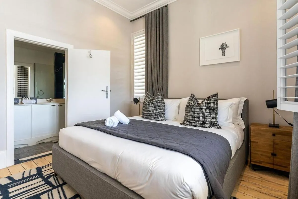 Villa Solara - Fresnaye Heritage Villa With Pool, Jacuzzi And Views Cape Town 0*,  South Africa