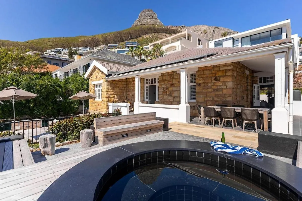 Villa Solara - Fresnaye Heritage Villa With Pool, Jacuzzi And Views Κέιπ Τάουν